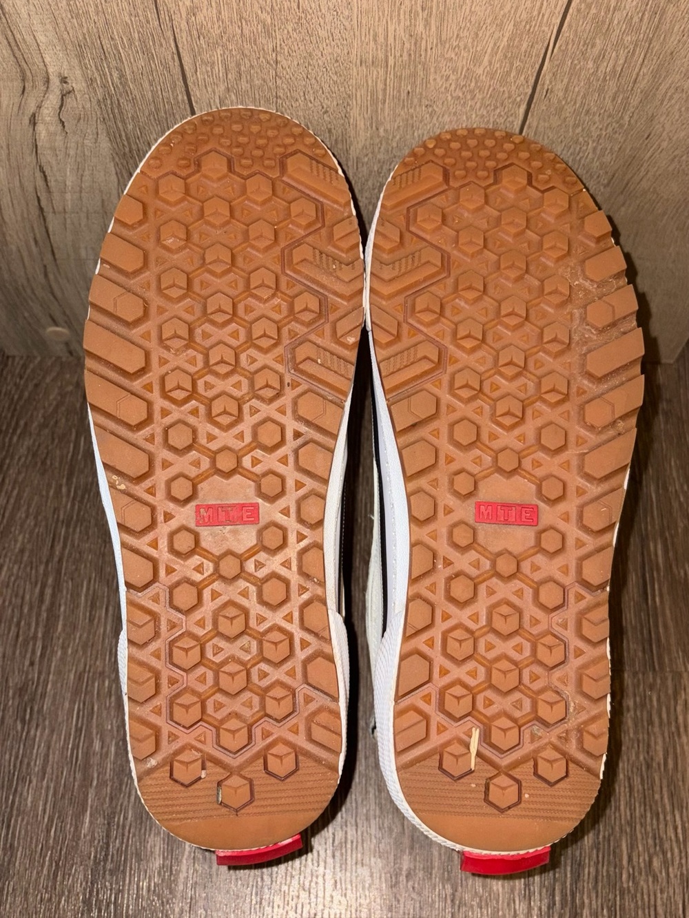 VANS UA SK8-HI GORE-TEX MTE-3 (CHECKERBOARD) UNISEX SNEAKERS - Picture 6 of 10